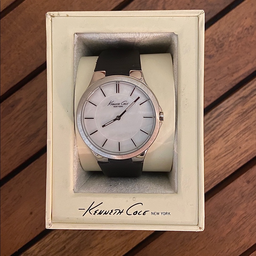 NEW Men’s Kenneth Cole Watch